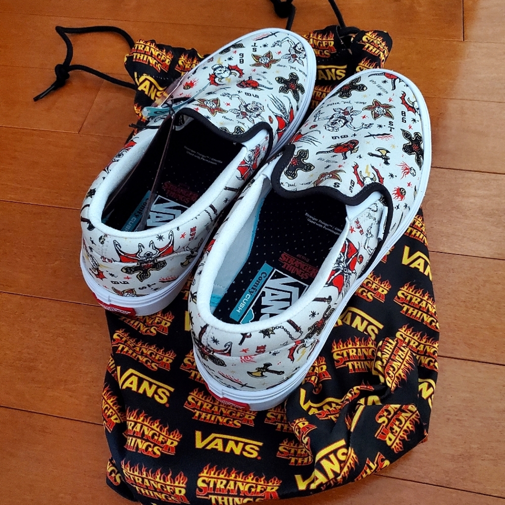 NWT Vans Stranger Things Collection Hellfire Club Slip-On Women's Size 9